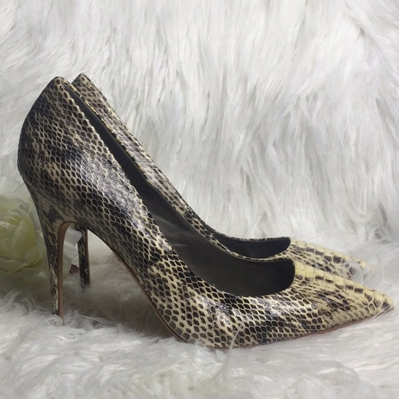 EUC Tory Burch Cecilia Snakeskin Pumps, 9.5M - Picture 6 of 15